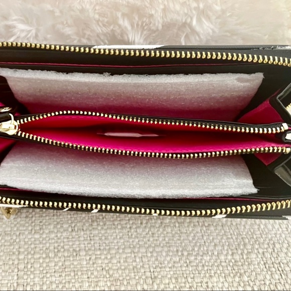 Trina Turk Zip Around Wallet/Wristlet - Picture 6 of 6